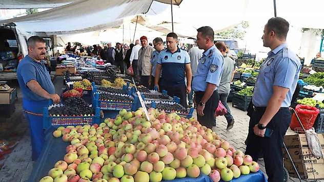 Battalgazi'de pazar yerlerinde hassas denetim