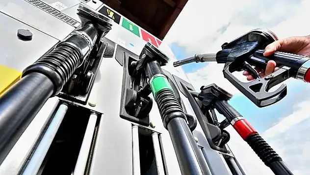 Benzin ve motorine zam