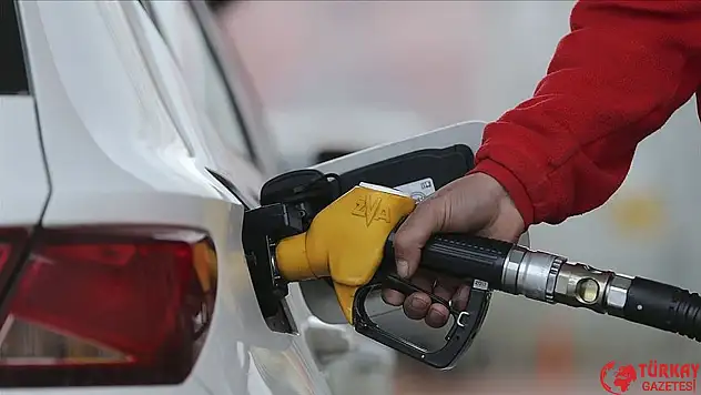 Benzine 1 lira 36 kuruş indirim
