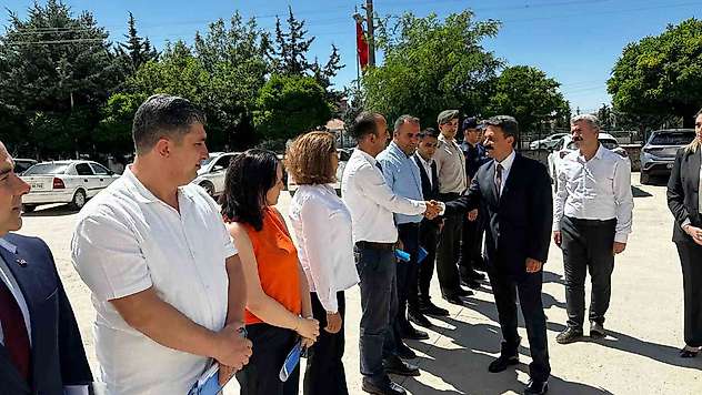 Besni Kaymakamı Ahmet Oğuz Aslan görevine başladı