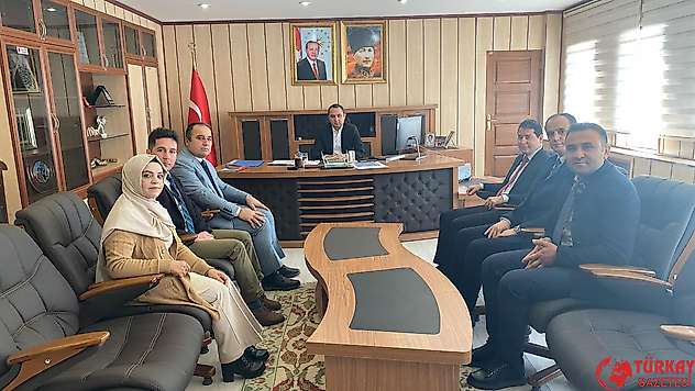 Besni Mal Müdürü Aslankurt'tan Kaymakam Partal'a ziyaret