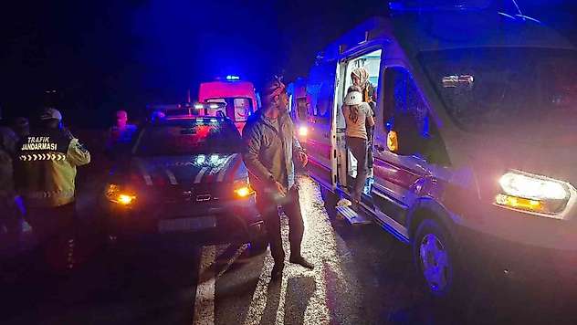 Bingöl'de trafik kazası: 8 yaralı