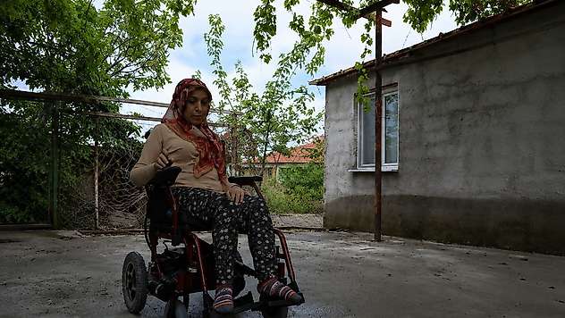 Büyükşehir Belediyesi'nden engelli bireylere akülü sandalye desteği