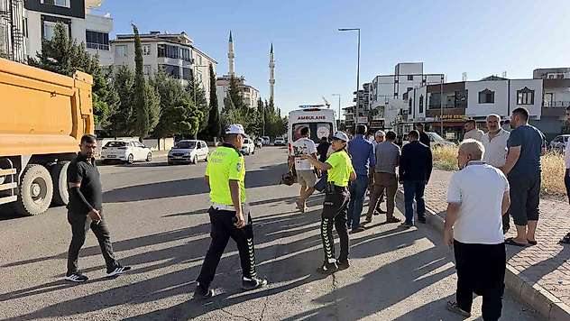 Devrilen motosikletin sürücüsü yaralandı