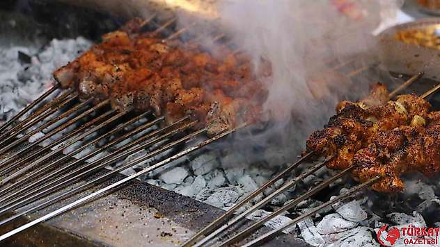 Diyarbakır'da bayramda 50 ton tescilli ciğer kebabı tüketildi