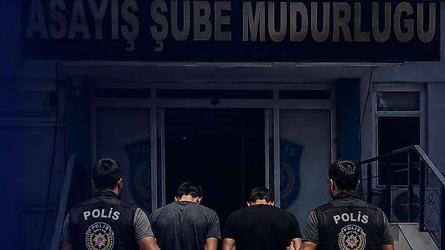 Diyarbakır'da diş kliniğine silahlı saldırıyla ilgili 2 şüpheli tutuklandı