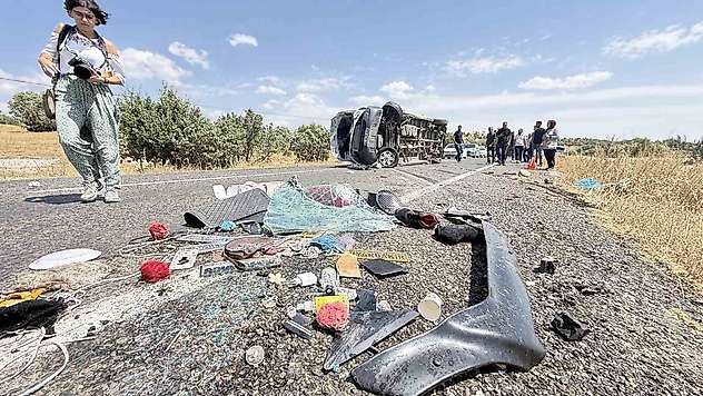 Diyarbakır'da minibüs kazasında ölü sayısı 7'ye yükseldi