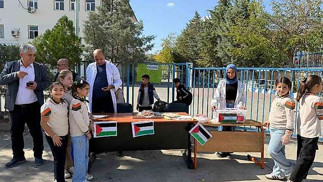 Diyarbakır'da öğrencilerden Gazze'ye 1 milyon 287 bin liralık destek