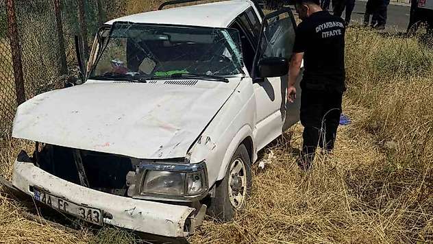 Diyarbakır'da pikap yoldan çıkıp takla attı: 7 yaralı