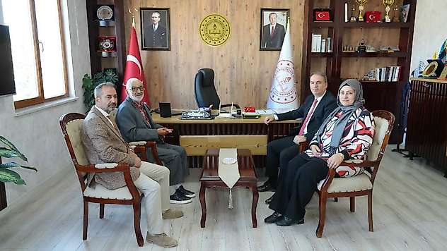 Eğitimci-Yazar Açıkalın'dan Tosun'a ziyaret