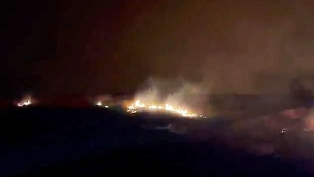 Elazığ'da dağlık alanda çıkan yangın söndürüldü
