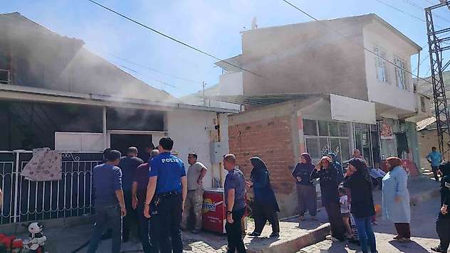 Elazığ'da ev yangını