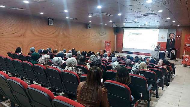 Elazığ'da kadınlara yönelik madde bağımlılığı eğitimi