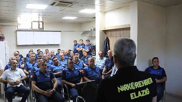 Elazığ'da Narkorehber semineri