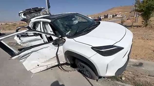 Elazığ'da tırla otomobil çarpıştı: 4 yaralı