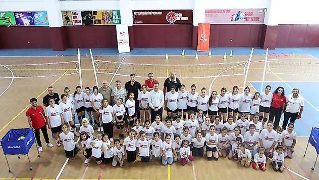 Fabrika Voleybol Adıyaman'da açıldı