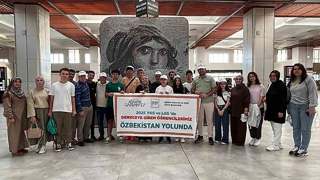 Gaziantep'in YKS ve LGS'de dereceye giren öğrencileri Özbekistan yolcusu