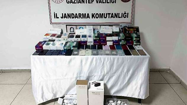 Gaziantep'te 1,5 milyon TL değerinde kaçak malzeme ele geçirildi