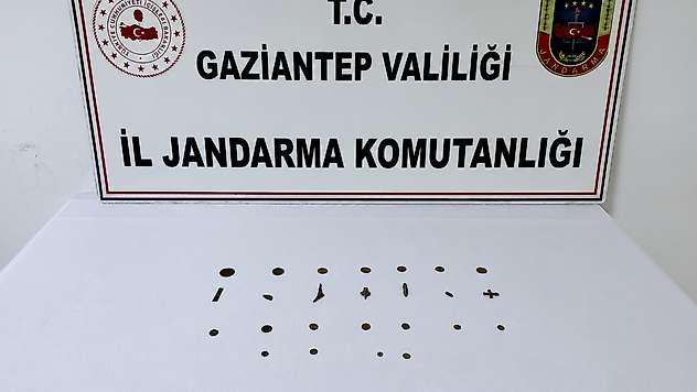 Gaziantep'te 19 adet tarihi eser sikke ele geçirildi: 1 gözaltı