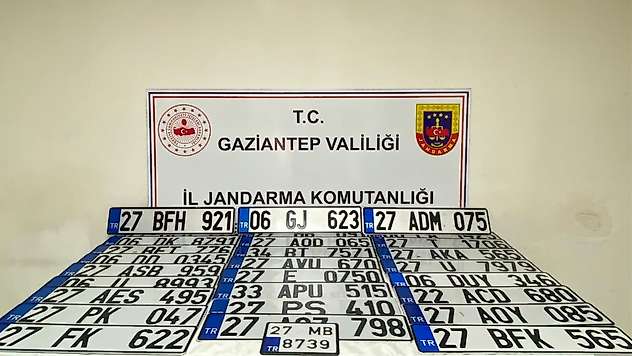 Gaziantep'te 27 adet sahte plaka ele geçirildi: 2 gözaltı