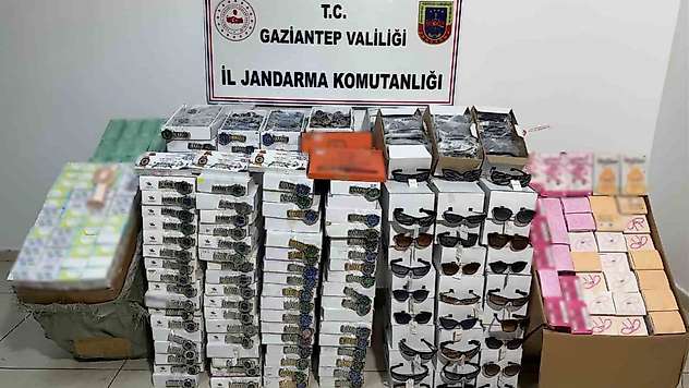 Gaziantep'te 4,5 milyon TL değerinde kaçak malzeme ele geçirildi: 1 gözaltı