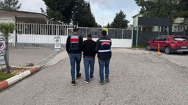 Gaziantep'te jandarmadan yasadışı bahis operasyonu: 2 şahıs tutuklandı