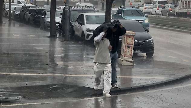Gaziantep'te sağanak etkili oldu