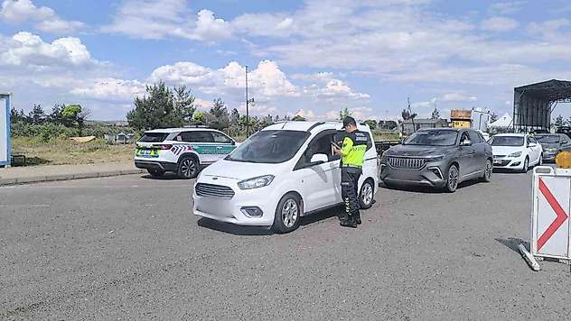 Gaziantep'te şok yol kontrol uygulaması: 74 aranan şahıs yakalandı