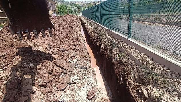Gölbaşı Belediyesi Kurugeçit mahallesinde alt yapı çalışmasını sürdürüyor
