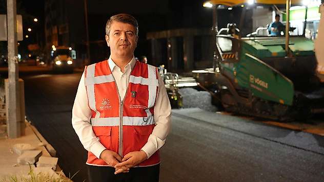 Adıyaman Belediyesi'nden Gölbaşı Caddesi'nde gece mesaisi