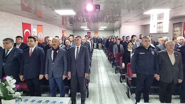 Adıyaman Gölbaşı ilçesinde 'En İyi Narkotik Polisi: Anne' projesi anlatıldı