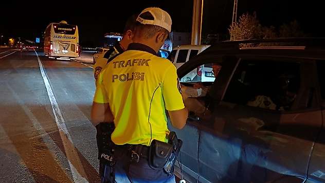 Gölbaşı'nda asayiş ve trafik uygulaması yapıldı