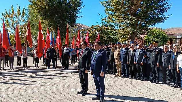 Adıyaman Gölbaşı'nda Cumhuriyet Bayramı kutlandı