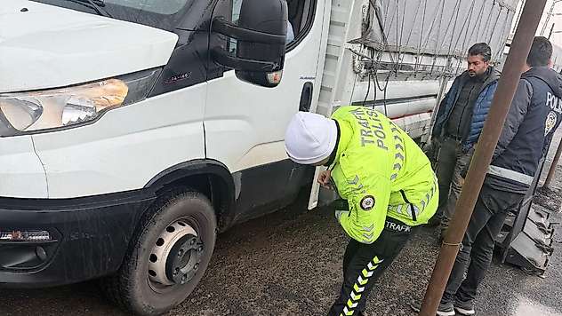 Gölbaşı'nda Kış Lastiği denetimi yapıldı