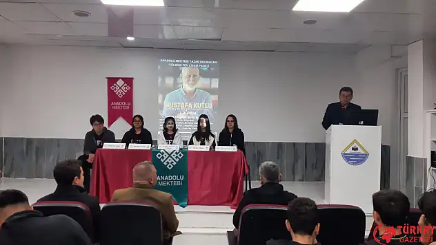 Gölbaşı'nda Mustafa Kutlu panele düzenlendi