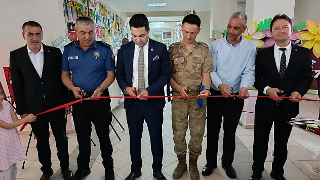 Gölkent okulu öğrencilerinden yıl sonu sergisi