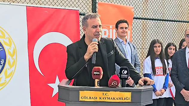Haluk Levent Gölbaşı'nda basketbol sahası açılışında konuştu