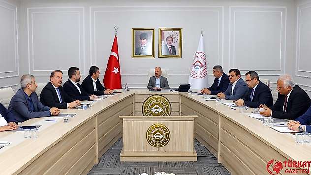 İl istihdam toplantısı Vali Varol başkanlığında yapıldı