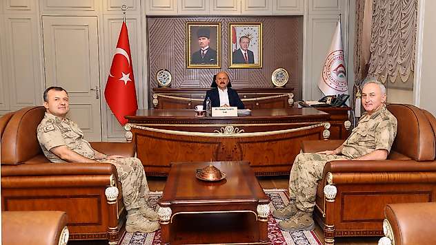 İl Jandarma Komutanı Semiz'den Vali Varol'a ziyaret