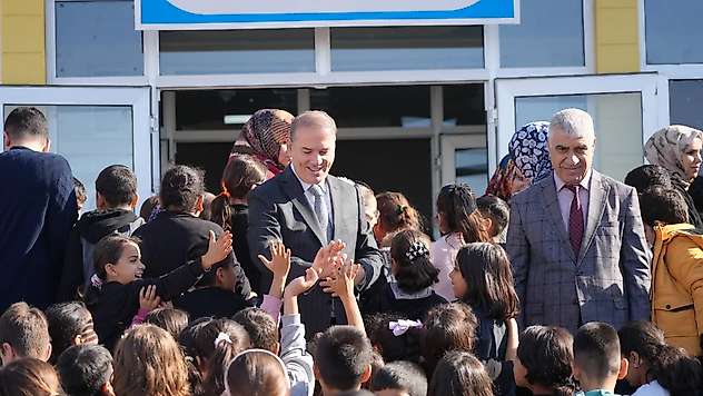 İl Millî Eğitim Müdürü Tosun Vatan İlkokulunu ziyaret etti