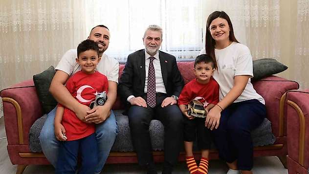 İşitme engellilerin hayatı destekle kolaylaşıyor