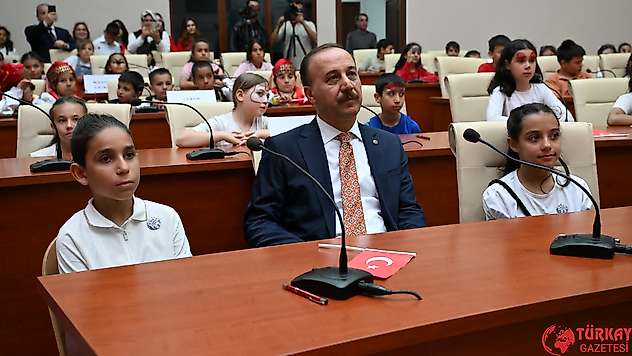 Isparta'da Çocuk Meclisinin ilk oturumu gerçekleştirildi
