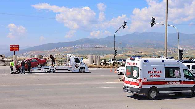 Kahramanmaraş'ta 2 farklı trafik kazasında 2 kişi yaralandı