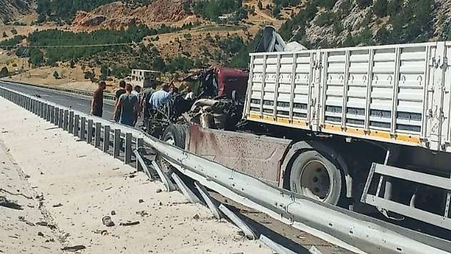 Kahramanmaraş'ta tır kazası: 1 ağır yaralı