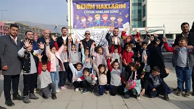 Kahramanmaraşlı minikler, 'Dünya Çocuk Hakları Günü'nü kutladı