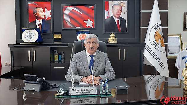 Kahta Belediye Başkanı Mehmet Can Hallaç'tan Berat Kandili Mesajı