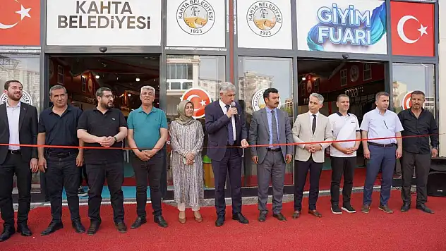 Kahta Belediyesi Giyim Fuarı'nı hizmete açtı