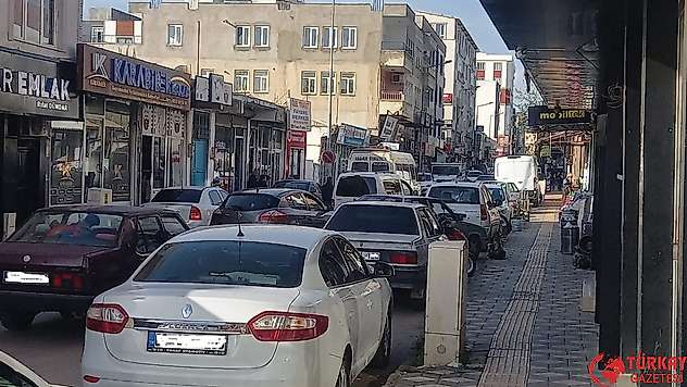 Kahta'da trafik sorunu bayram öncesi çileye dönüştü
