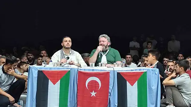 Kahta'daki Gazze Direnişimiz konferansına yoğun ilgi