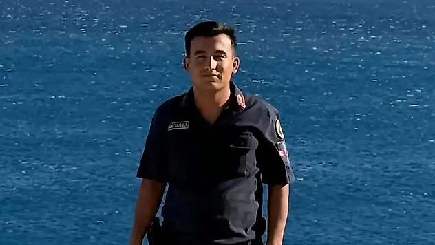 Kalp krizi sonucu hayatını kaybeden uzman çavuş son yolculuğuna uğurlandı